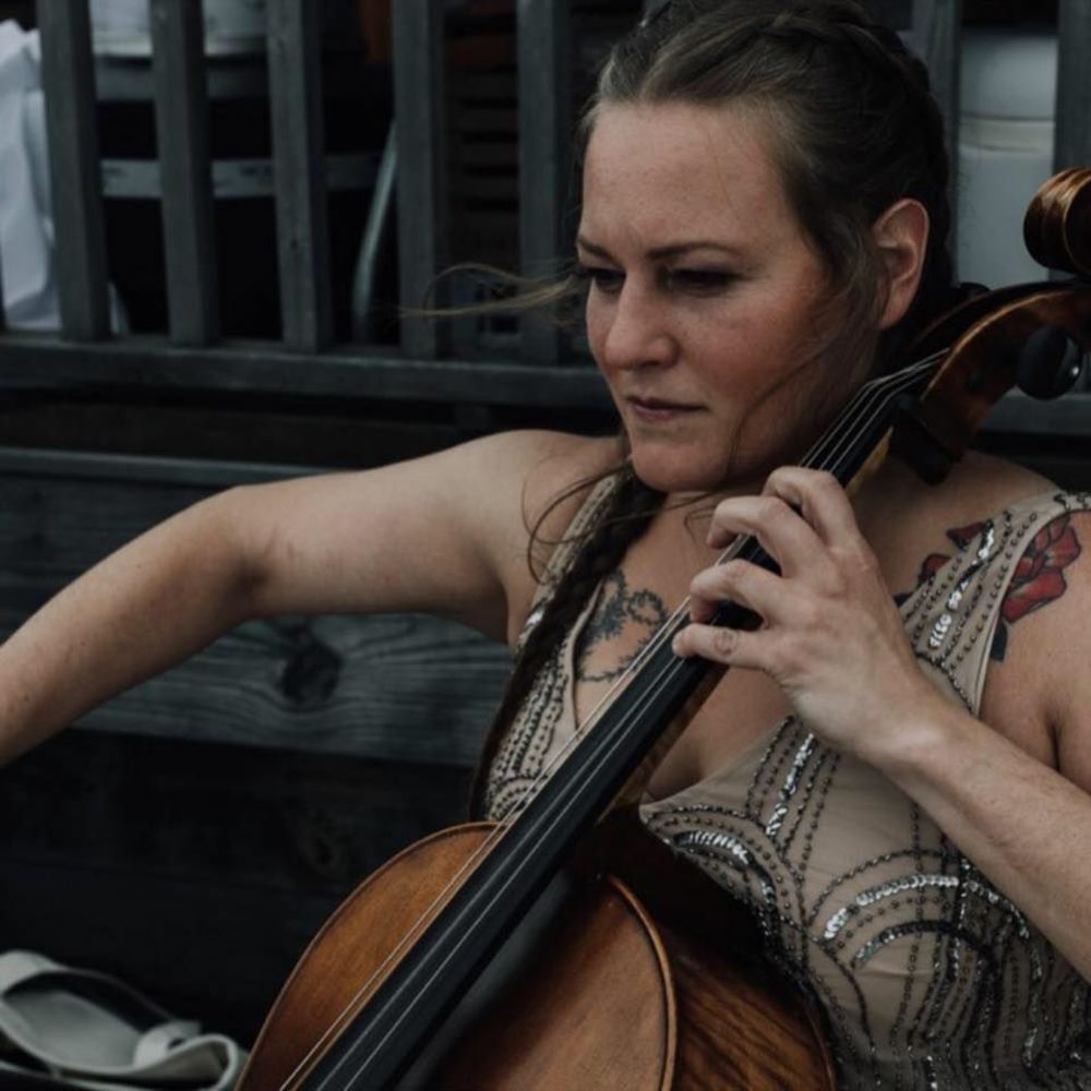 Meet your Posher, Angela